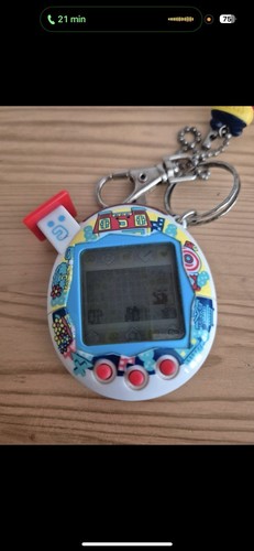 Tamagotchi connection 5 - tamagotchi, v5.5