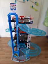 Bosch Service Parkgarage 5 Etagen mit Fahrstuhl und Waschanlage