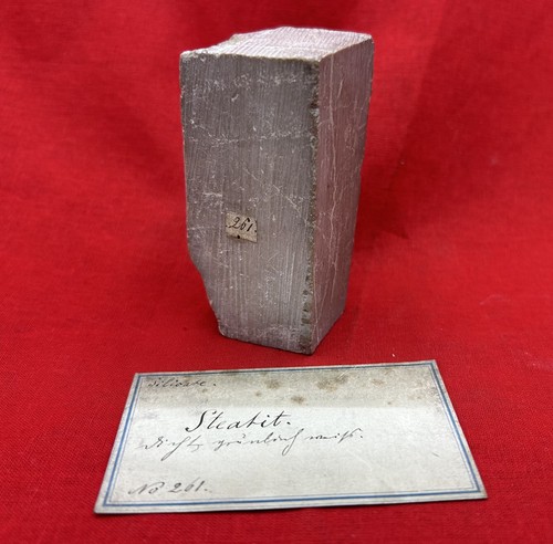 Historic minerals 19th - historic,