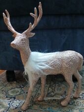  Hirsch Rosegold mit Glimmer, Höhe 34 x 26 x 6 cm. Kunststoff