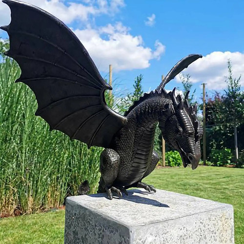 Garten-Drachen-Statue