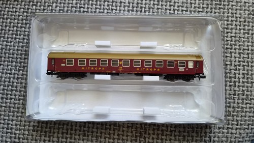 Minitrix wagen mitropa - y-wagen,