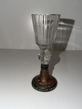 Mundgeblasenes antikes Glas