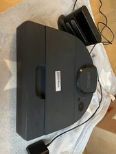 Neato D8 Saugroboter, Laser-Sensor, App-Steuerung, Kombibürste, Beutellos