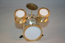 Puppenstube Miniatur - Schlagzeug gold / silber 8x5x8cm 1:12