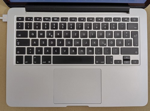 Apple macbook pro 1 - apple,