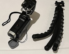 ZOOM Handy Video Camera Recorder HD Video + 4 Track Audio Q8 mit Box