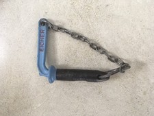 Eicher Bolzen für Traktor-Zugmaul