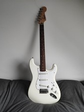 E-Gitarre Squier Stratocaster 