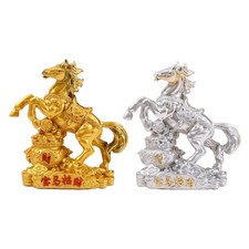 Pferdefiguren aus Kunstharz