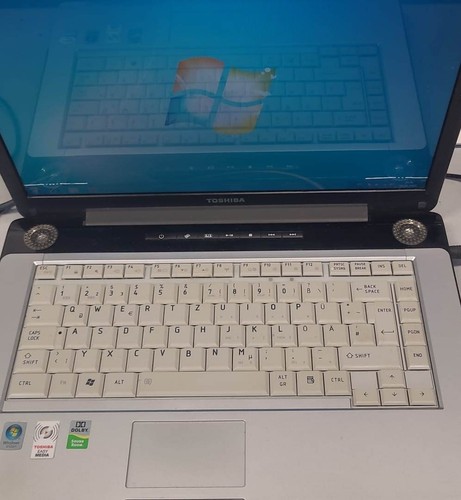 Toshiba satellite a200 1tj - satellite, a200-1tj
