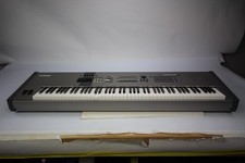 Yamaha MOTIF 8 Keyboard