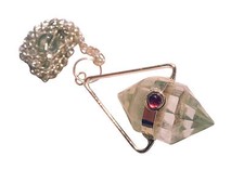 Doppelt spitzes Bergkristall