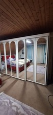 Kleiderschrank mit Spiegel
