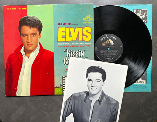 Elvis presley kissin - elvis,