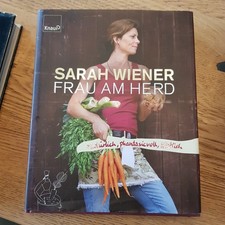 SARAH WIENER - FRAU AM HERD