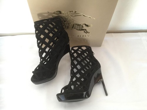 Burberry stiefeletten peeptoes - burberry,