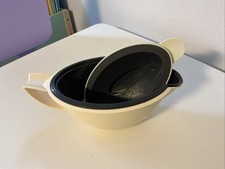 Tupperware Sauciere