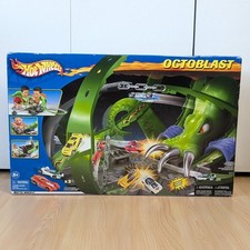 New 2002 mattel hot wheels - new,