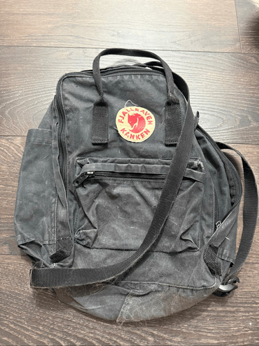 Fjall raven kanken black tote - black,