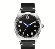 Herren-Pilotenuhr mit Automtik Uhrwerk schwarzes Zifferblatt mit blauen Akzenten