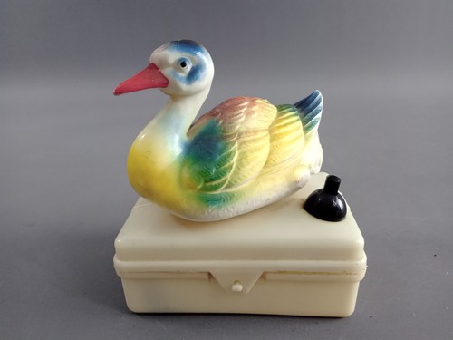 Vintage spielzeuglampe ente - spielzeuglampe,