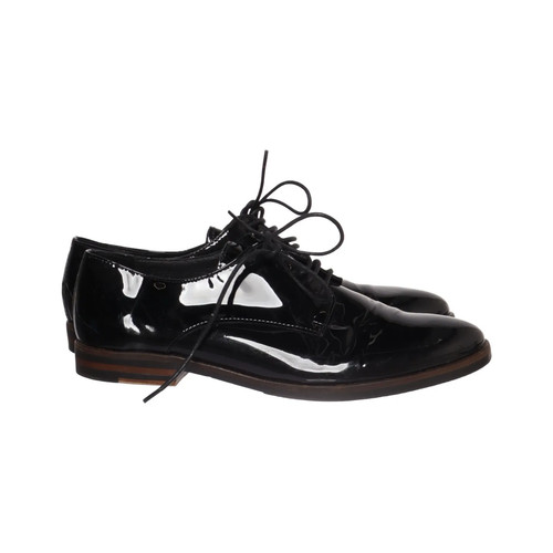 Sacha essentials - sacha,