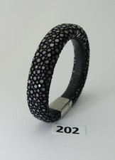 202) Rochenleder Armband mit Edelstahl Verschluss 