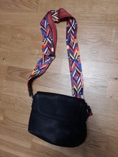 kleine Handtasche Umhängetasche schwarz von Tom Tailor 25 x 17 cm Top Zusand