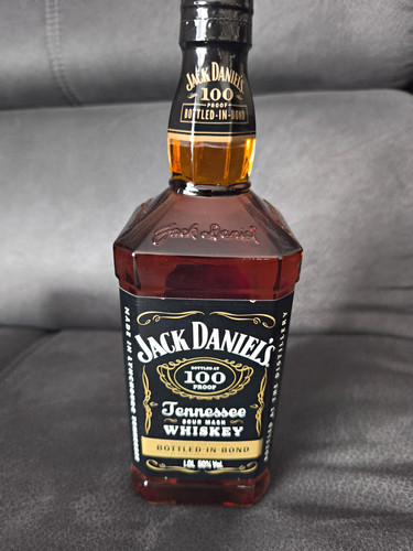 Jack daniels tennessee whiskey - jack,