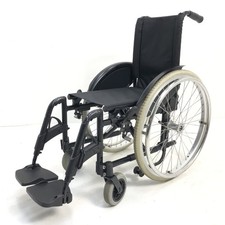 Rollstuhl Meyra 1.736 Faltrollstuhl Sb. 32 cm Kinderrollstuhl bis 135 kg K5789