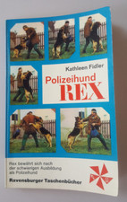 Kathleen Fidler. Polizeihund