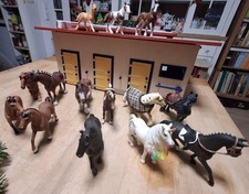 Pferdestall Schleich mit 13