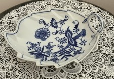 Original Bohemia Zwiebelmuster, Tschechien  - Blattschale L. 20 cm. B. 18 cm.