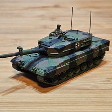 roco minitanks 1:87 bundeswehr Panzer Leopard 2A4 ..