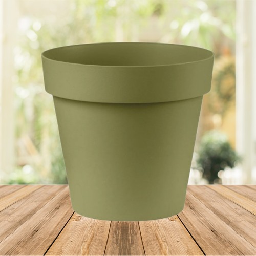 Central garden round - central,