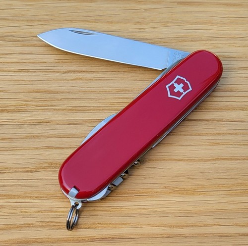 Victorinox compact rot - compact,