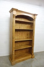 Schöner Bücherschrank Regal Küchenschrank Schrank aus Weichholz