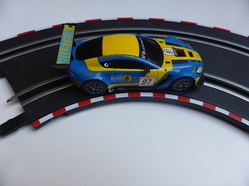 Carrera 64004 aston martin - go,