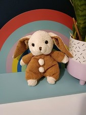 Grove International Hase