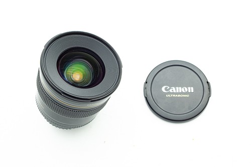 20mm canon 8 usm - 20mm, f2.8