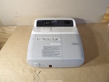 Epson EB-460 Projector Beamer XGA 3LCD 3000 Lumens - NO PROJECTION / EXCL REMOTE