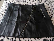H&M   Lederrock    XXL  Kunstleder  Gossip Style Black Reißverschlüsse Bikerrock