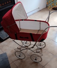 Puppenkinderwagen, 70er Jahre, Rot, Länge 80 cm, Höhe 88 cm