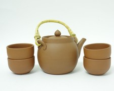 Teekanne China braun Ton mit