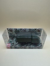 Top: Busch 50219 Robur LO 2002