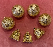Eckartina Christbaumschmuck Weihnachts Kugeln + Glocken Gold Filigran Metall