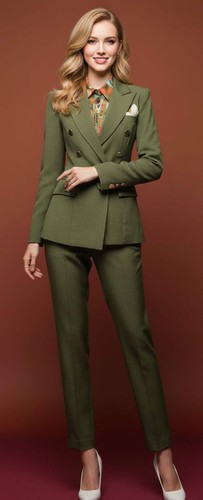 Eleganter damen hosenanzug mit - eleganter,