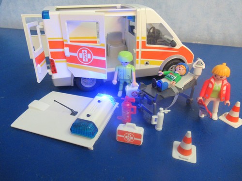 6685 krankenwagen figuren zu - ,