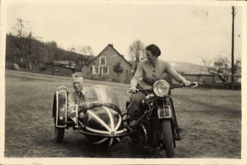 Foto motorrad mit beiwagen - foto,